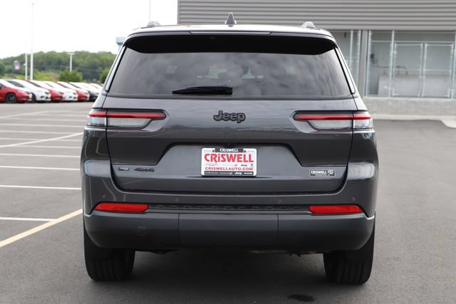Used 2023 Jeep Grand Cherokee L Laredo AWD/4WD image 3