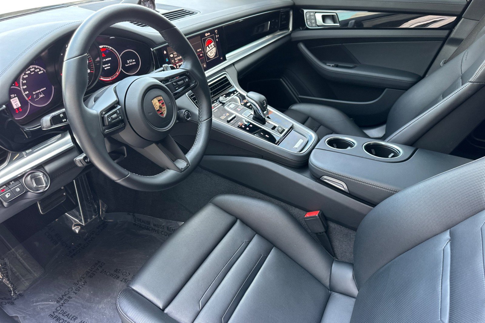 Certified 2023 Porsche Panamera 4S AWD/4WD image 4