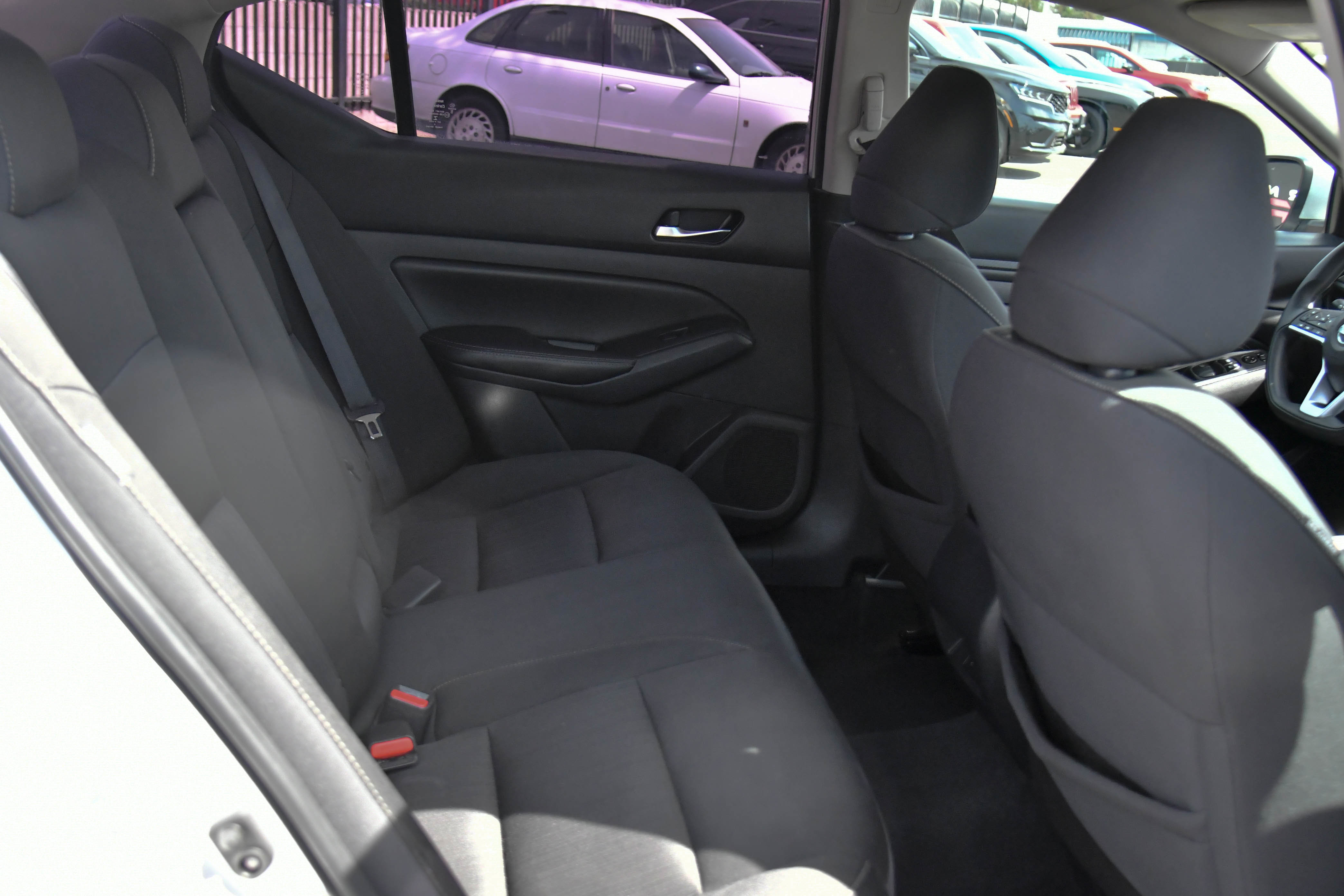 Used 2020 Nissan Altima 2.5 S FWD image 36