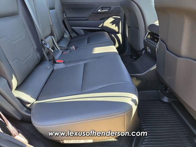 Used 2026 Lexus GX 550 w/ Accessory Package (2T) image 16