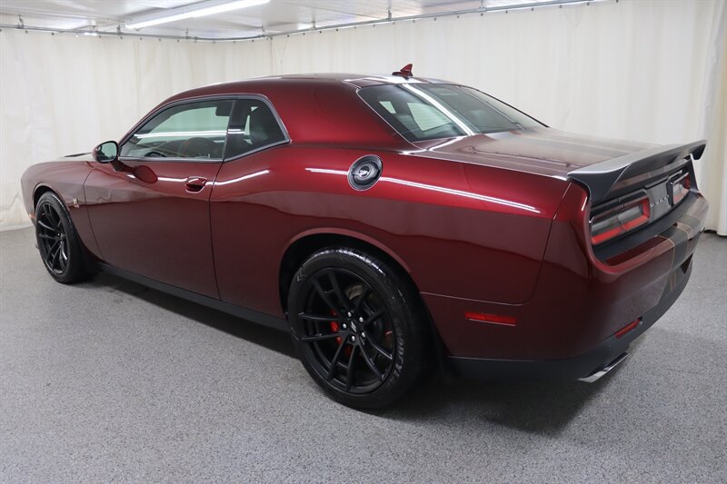 Used 2019 Dodge Challenger R/T Scat Pack w/ Plus Package RWD image 4