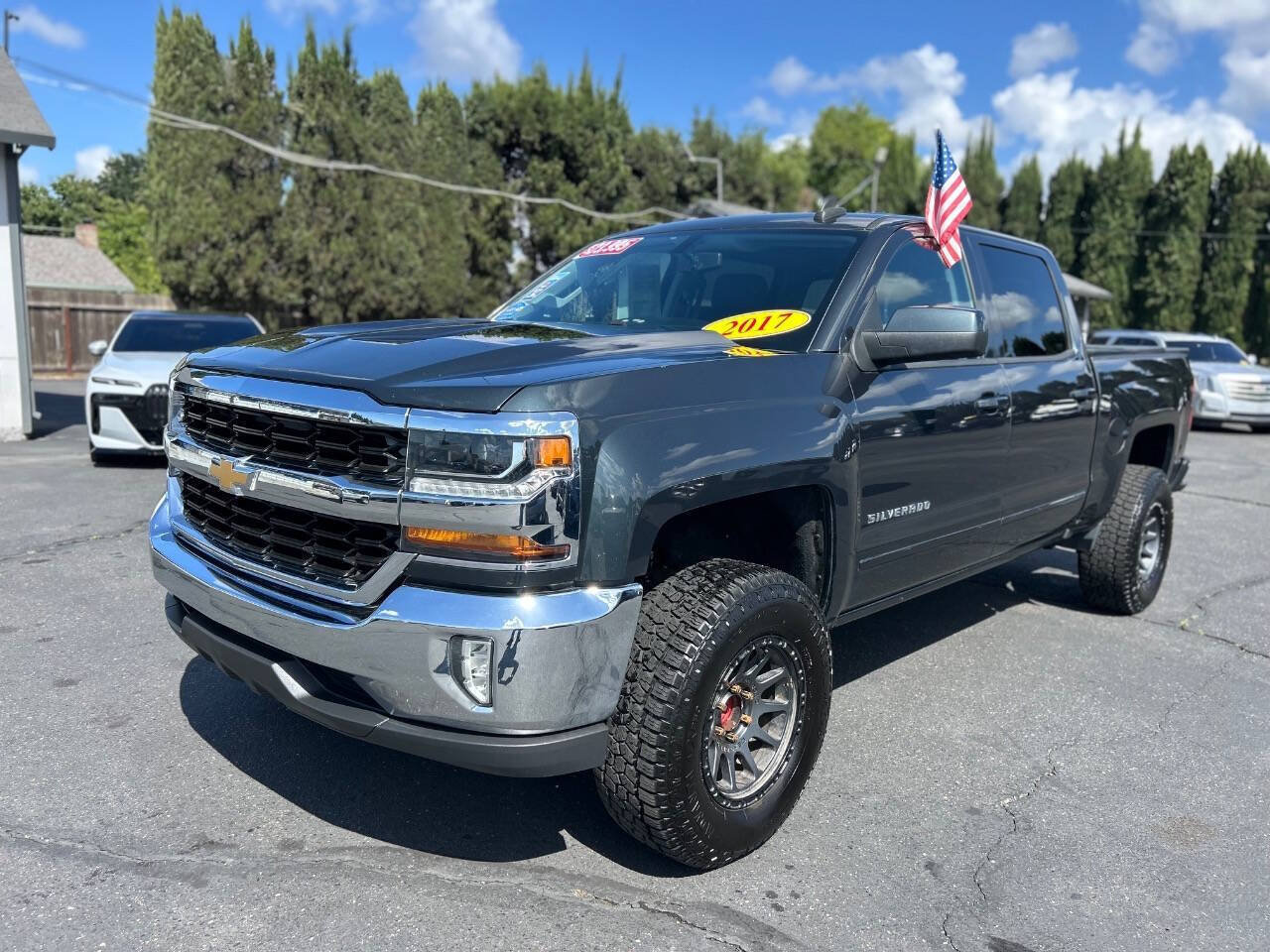 Used 2017 Chevrolet Silverado 1500 LT w/ All Star Edition RWD image 3