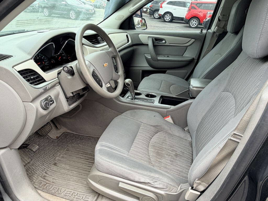 Used 2014 Chevrolet Traverse LS FWD image 10