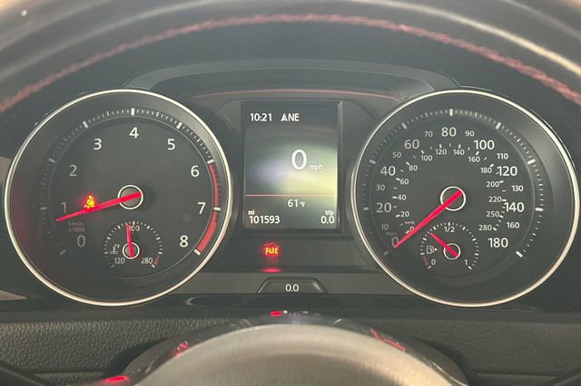 Used 2018 Volkswagen GTI SE w/ SE Leather Package image 30