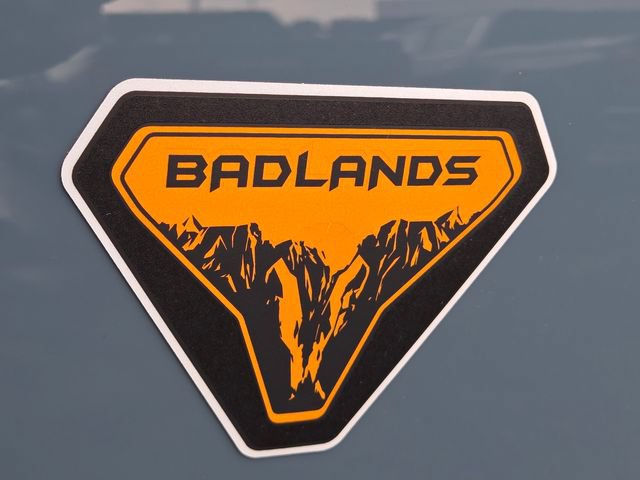 Used 2022 Ford Bronco Badlands AWD/4WD image 9