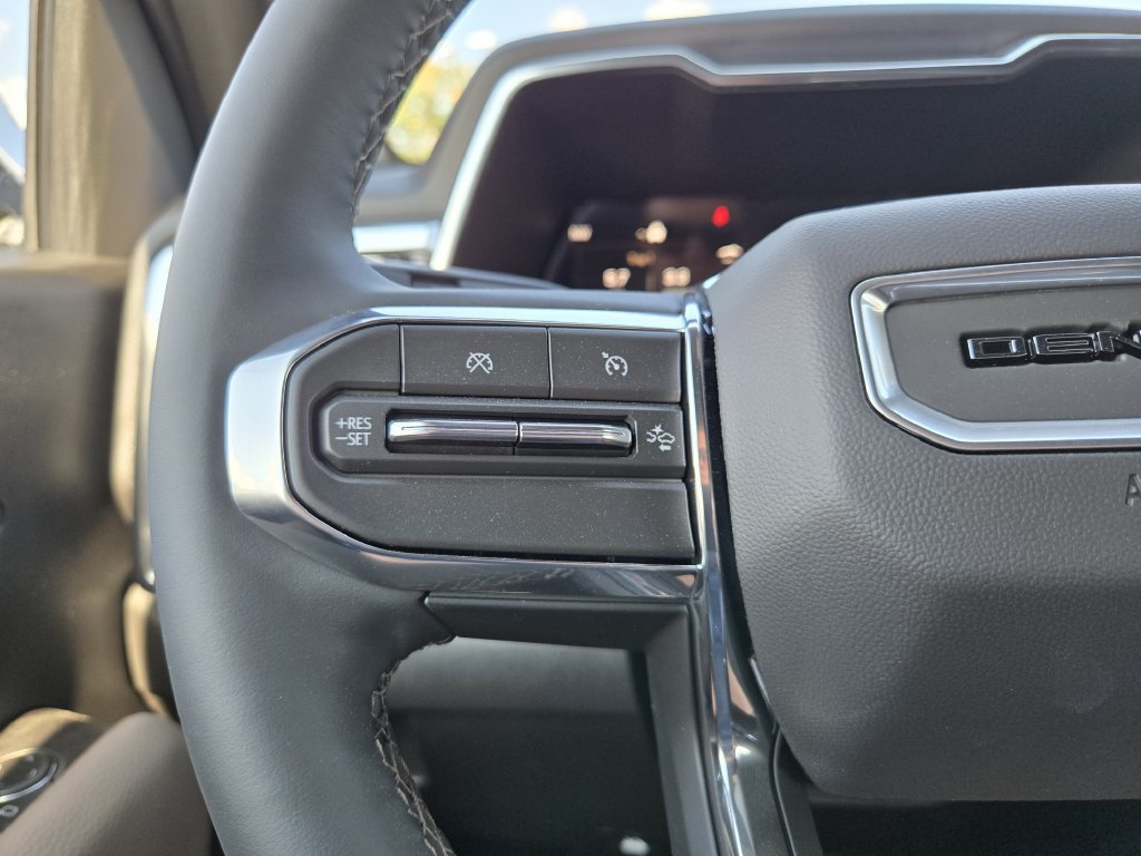 New 2026 GMC Canyon Denali w/ LPO, Black Badging Package AWD/4WD image 17