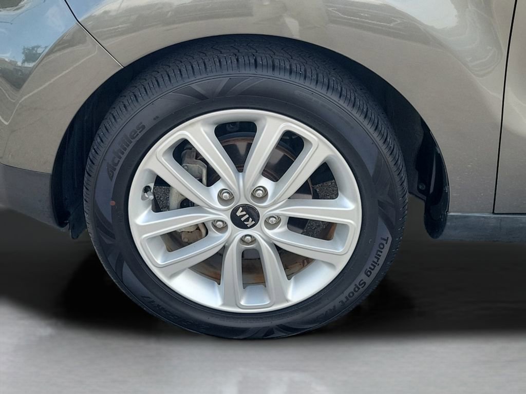 Used 2019 Kia Soul + FWD image 25