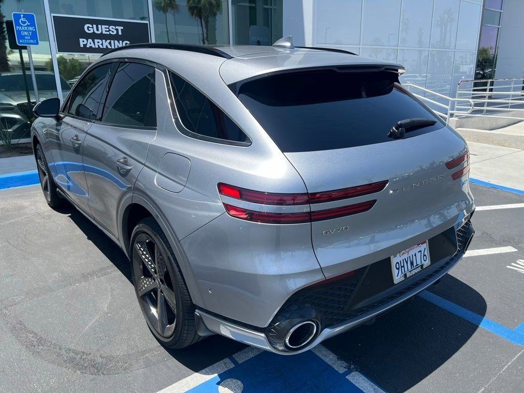 Used 2024 Genesis GV70 2.5T w/ Sport Prestige Package AWD/4WD image 6