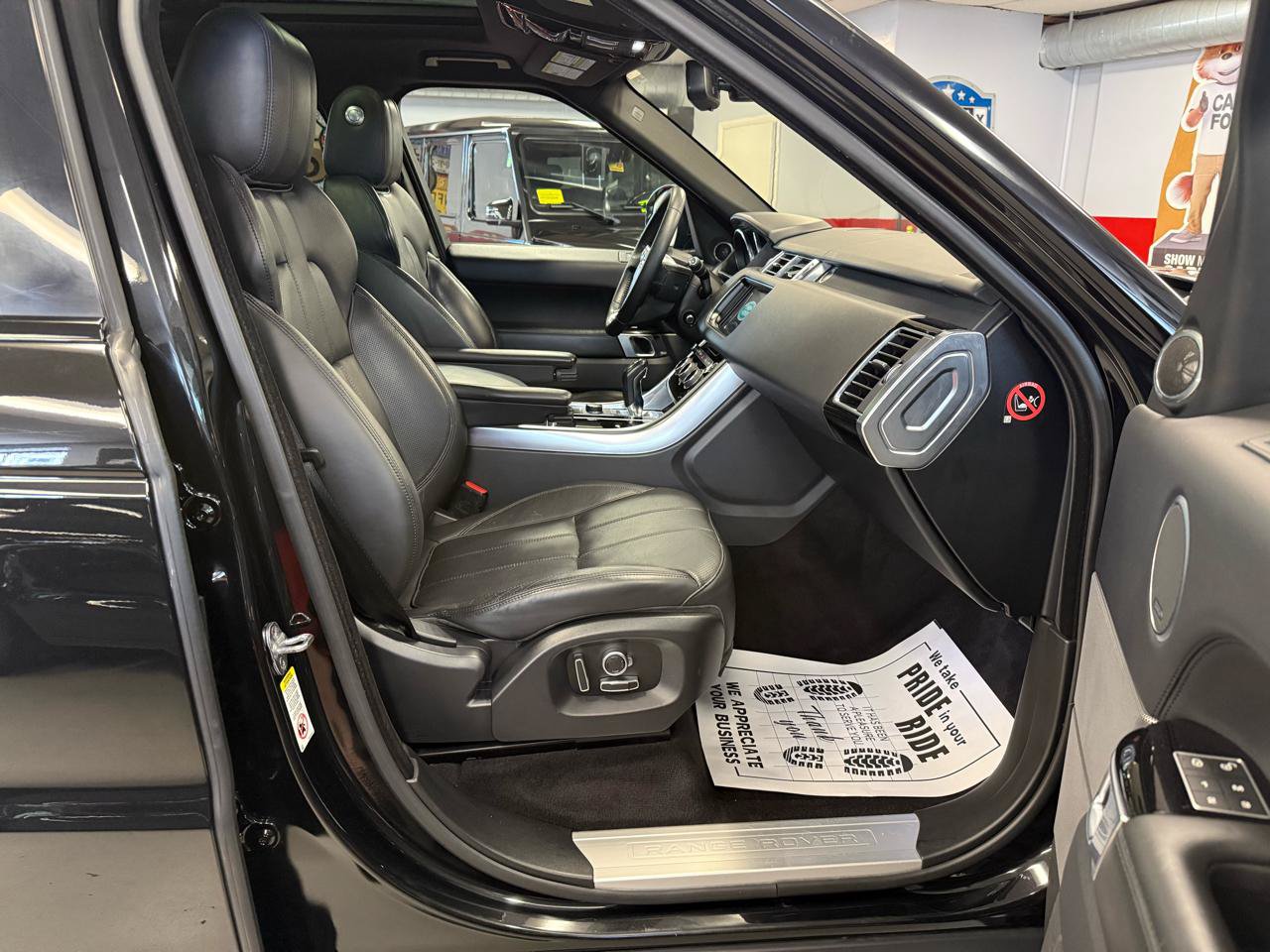 Used 2016 Land Rover Range Rover Sport HSE AWD/4WD image 38
