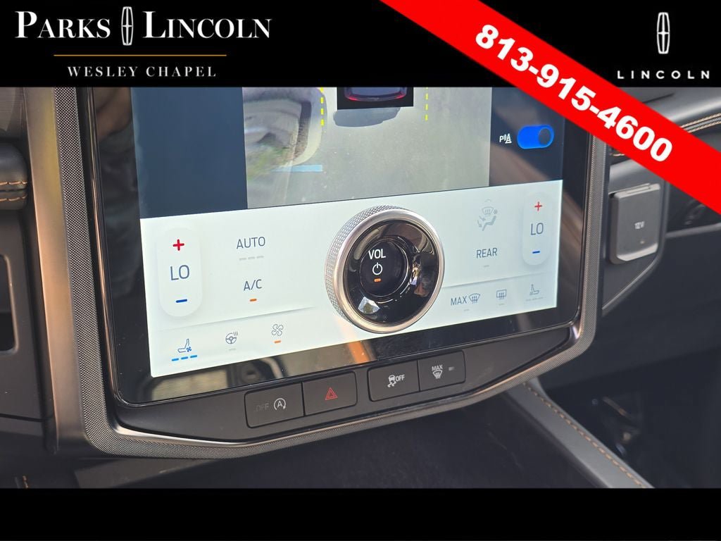 Used 2023 Ford Expedition Platinum AWD/4WD image 27