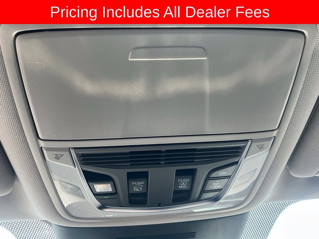 Used 2026 Acura MDX w/ Technology Package FWD image 19