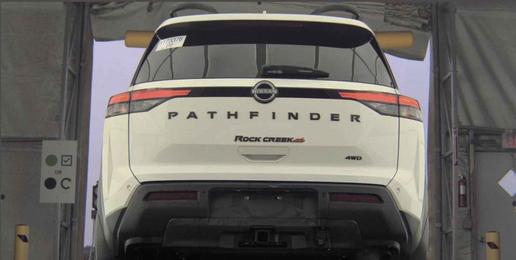 Used 2024 Nissan Pathfinder Rock Creek image 3