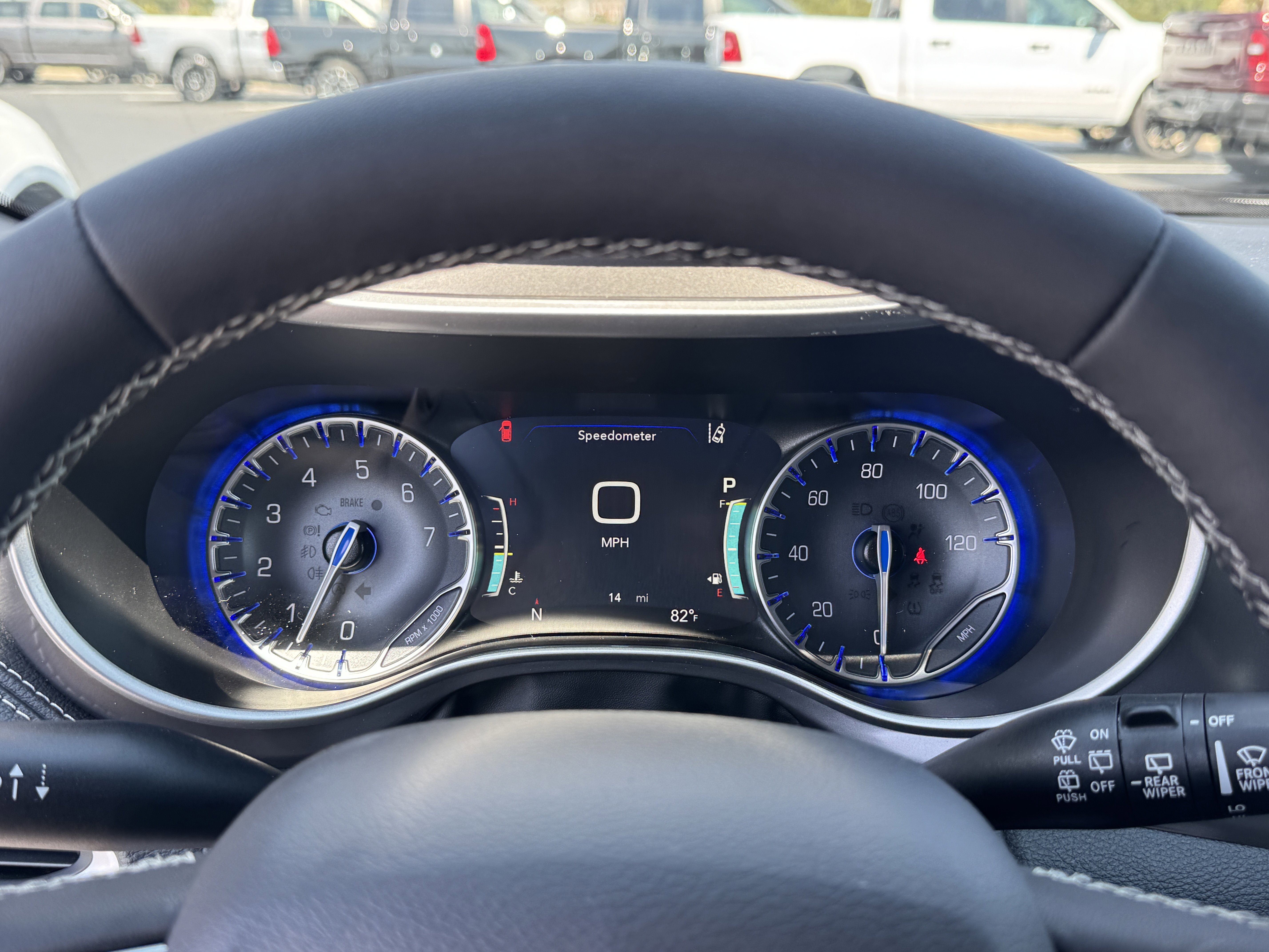 New 2026 Chrysler Pacifica Select image 18