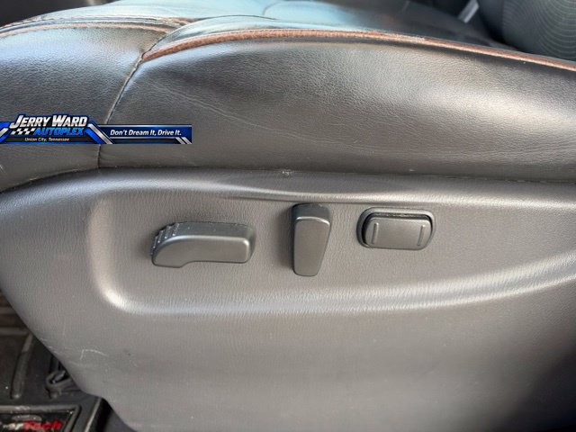 Used 2018 Nissan Armada SL w/ Premium Package RWD image 23
