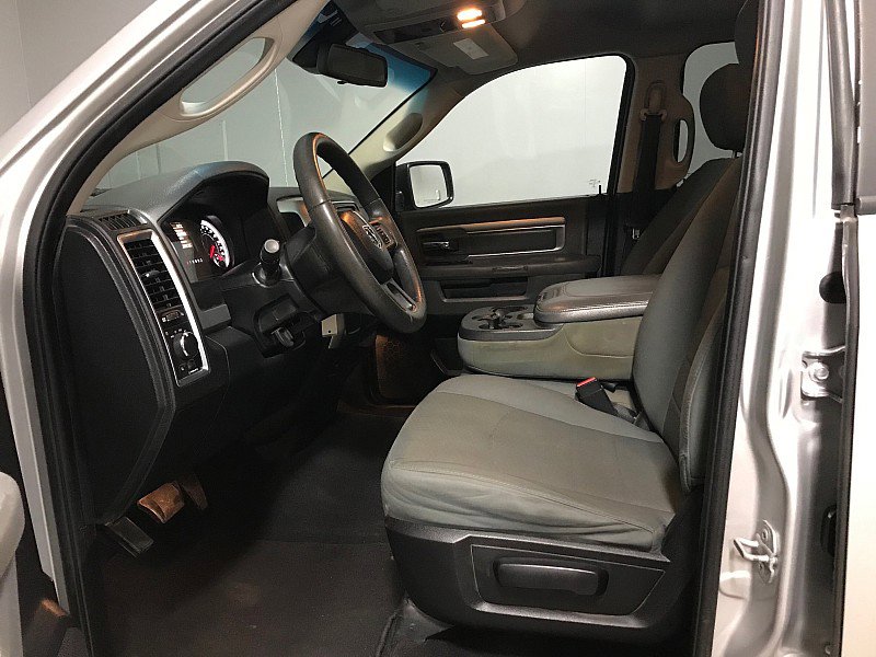 Used 2015 RAM 1500 Classic SLT image 10