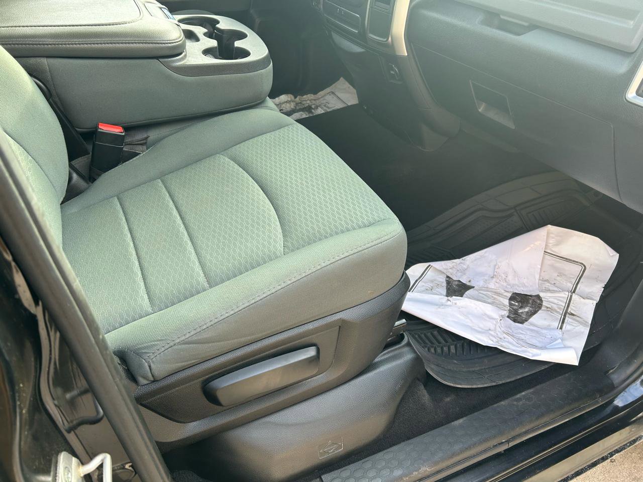 Used 2014 RAM 1500 Classic SLT image 12