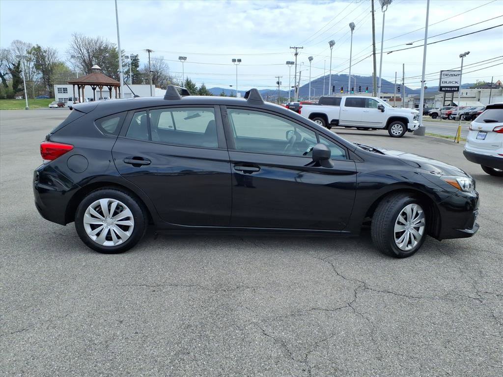 Used 2023 Subaru Impreza 2.0i image 3