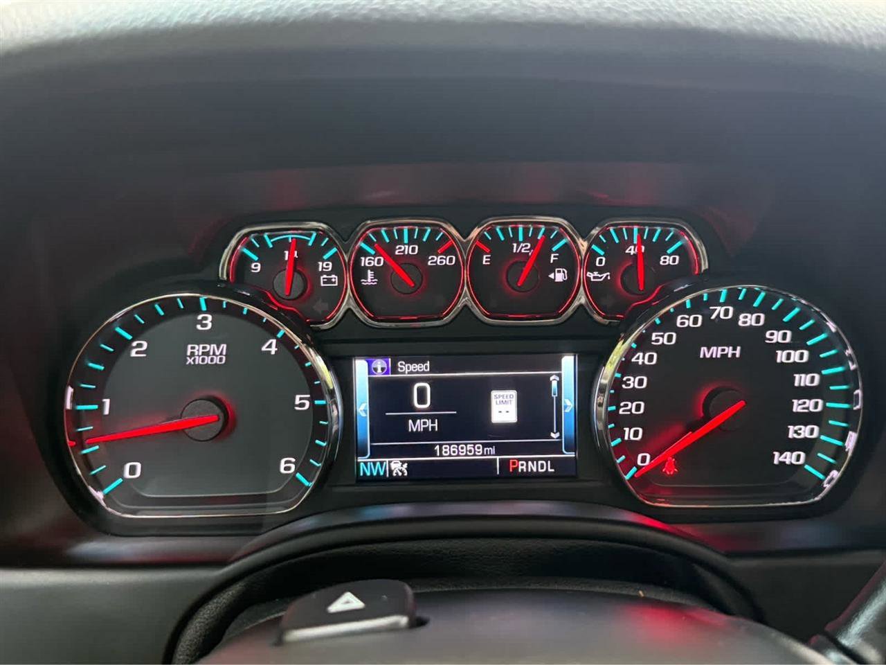 Used 2020 GMC Yukon XL SLT w/ Premium Edition RWD image 27