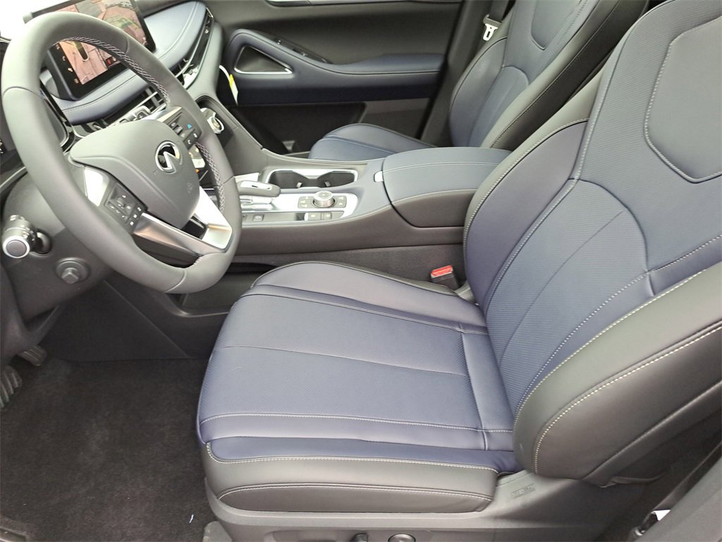 New 2026 INFINITI QX60 Sport w/ Dark Cargo Package image 14