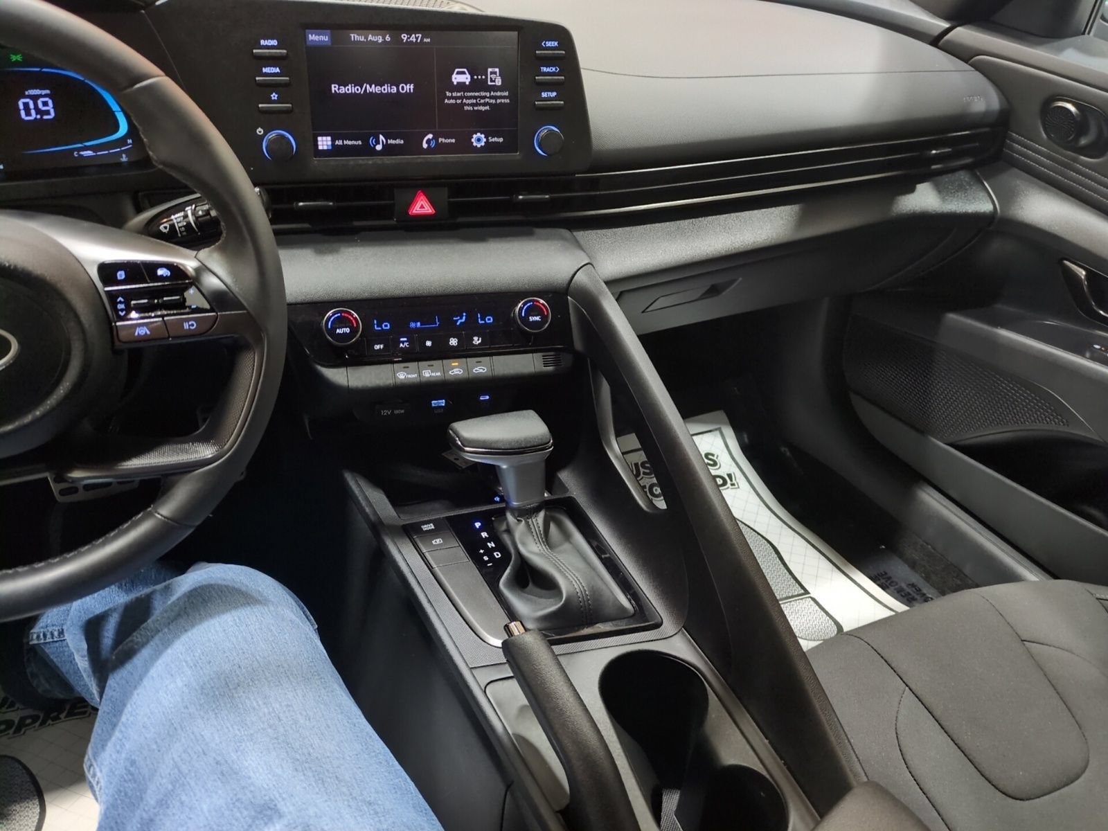 Certified 2025 Hyundai Elantra Sport FWD image 23