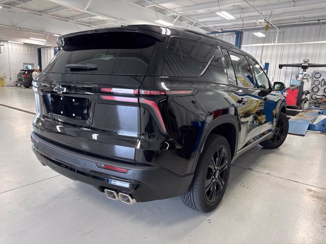 New 2027 Chevrolet Traverse LT w/ Midnight/Sport Edition AWD/4WD image 15