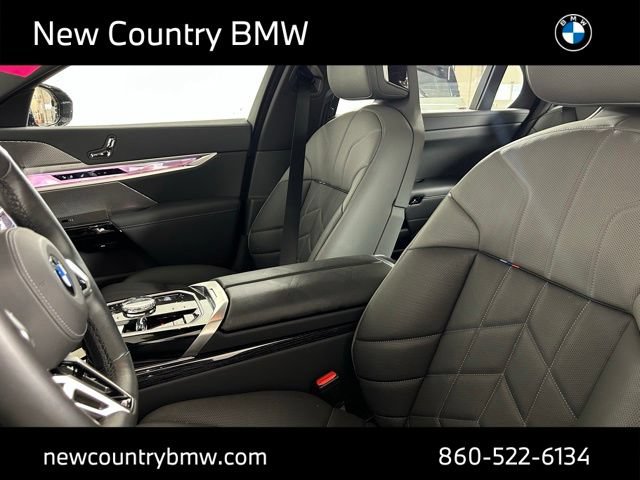 Used 2024 BMW 760i xDrive w/ Executive Package AWD/4WD image 24