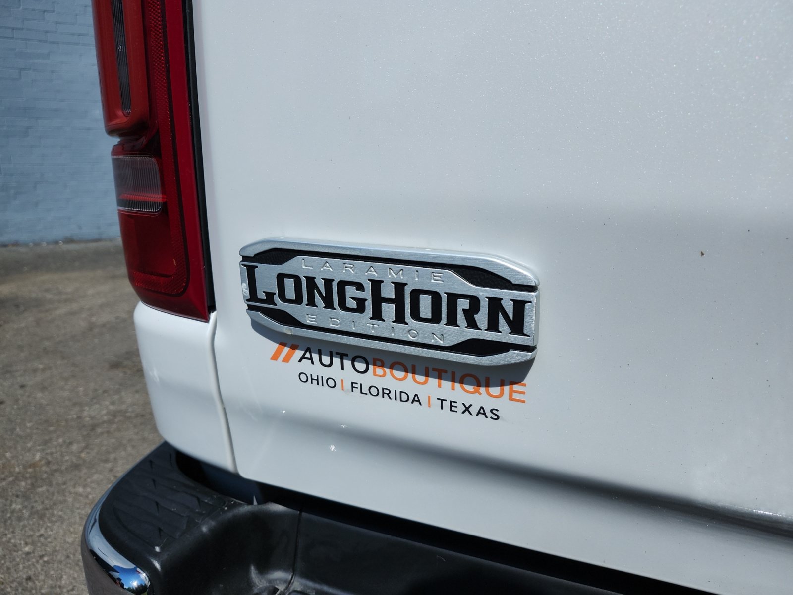 Used 2019 RAM 1500 Laramie Longhorn w/ Trailer Tow Group AWD/4WD image 16
