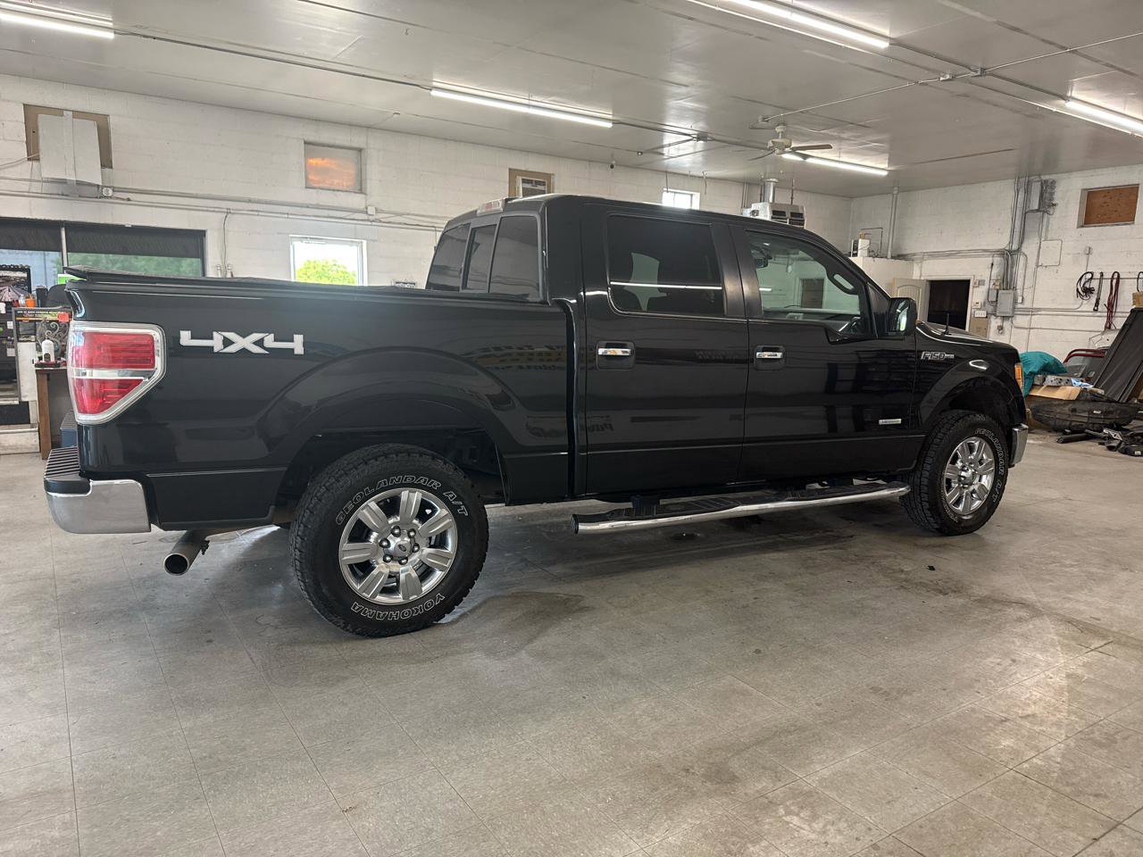 Used 2012 Ford F150 XLT w/ XLT Chrome Pkg AWD/4WD image 4