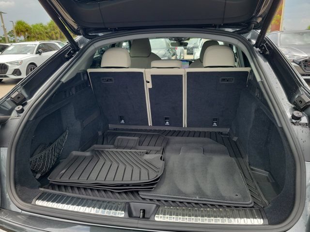 Certified 2025 Audi Q5 Premium Plus w/ Premium Plus AWD/4WD image 8