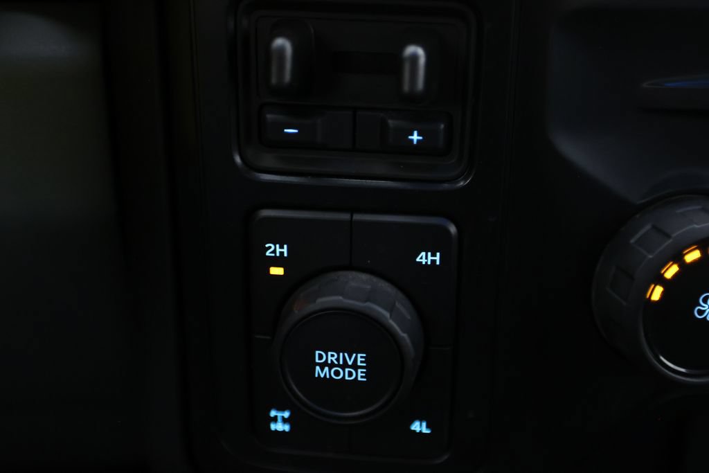 Used 2025 Ford F250 XLT w/ FX4 Off-Road Package AWD/4WD image 21