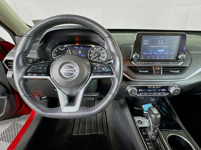 Used 2020 Nissan Altima 2.5 SV AWD/4WD image 10