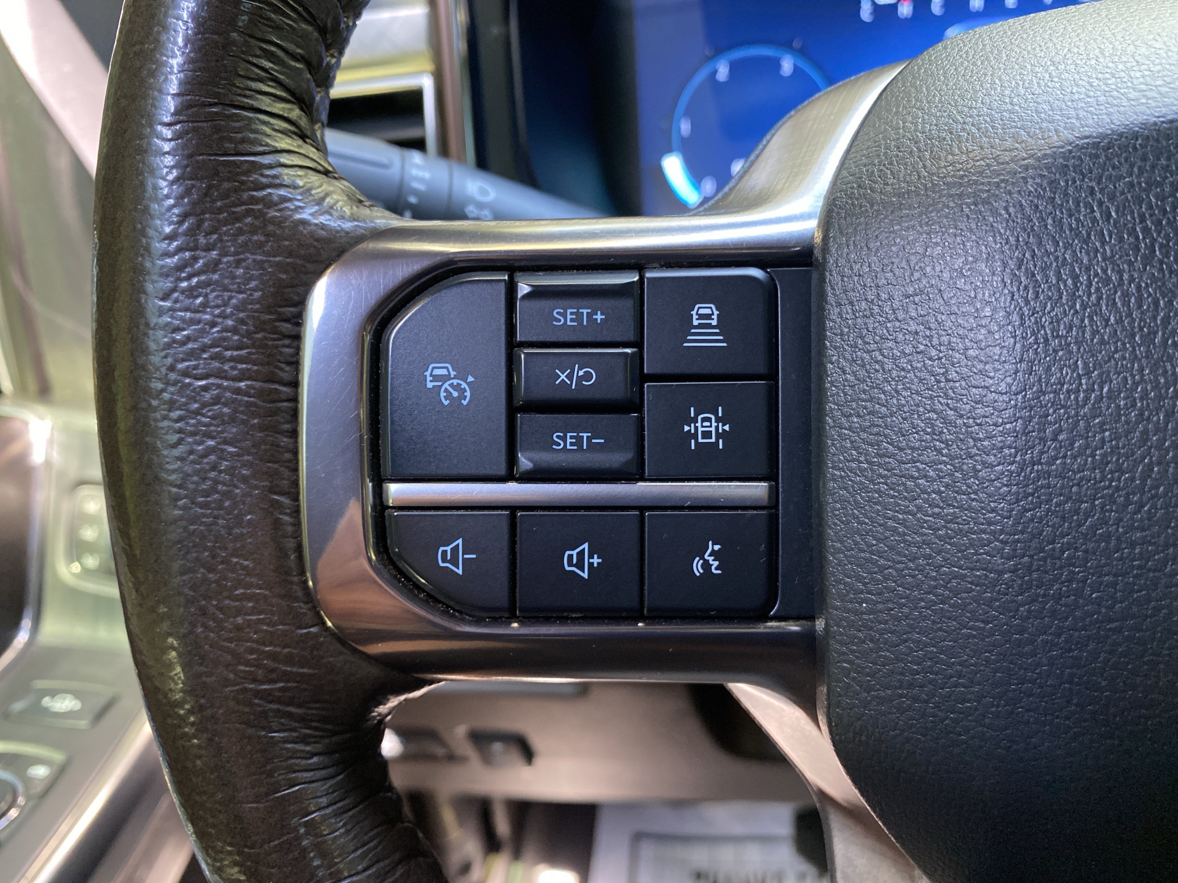 Used 2024 Ford F350 King Ranch w/ Chrome Package AWD/4WD image 34