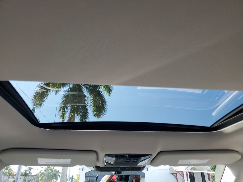 New 2026 Mitsubishi Outlander SE image 18