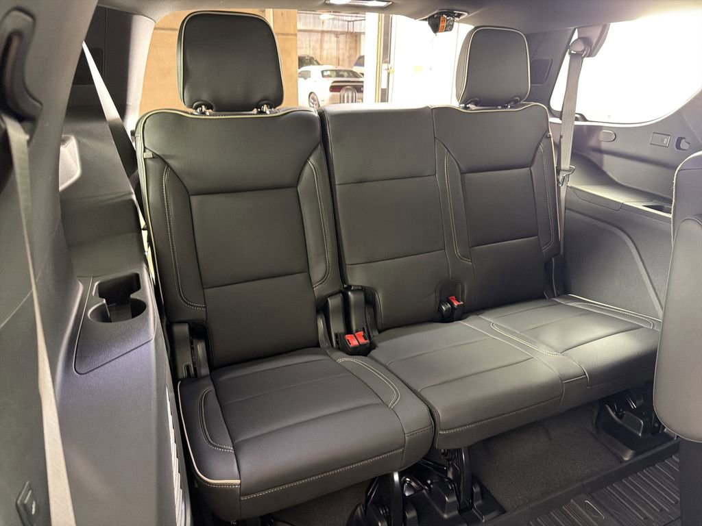 New 2026 GMC Yukon Elevation w/ Elevation Premium Package image 13