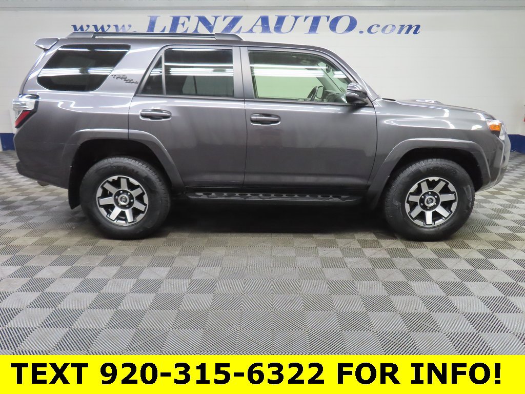 Used 2023 Toyota 4Runner TRD Off-Road Premium image 2