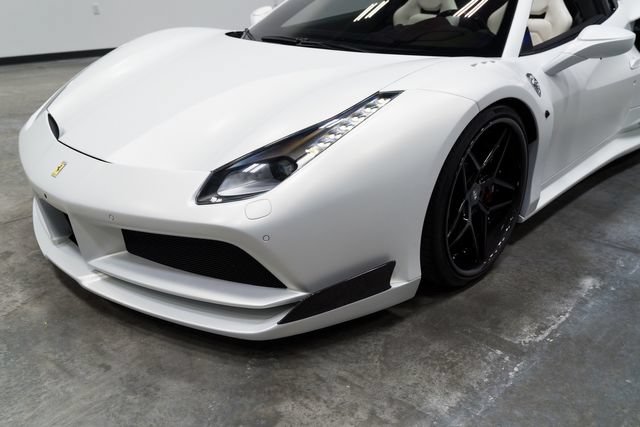 Used 2017 Ferrari 488 Spider RWD image 10