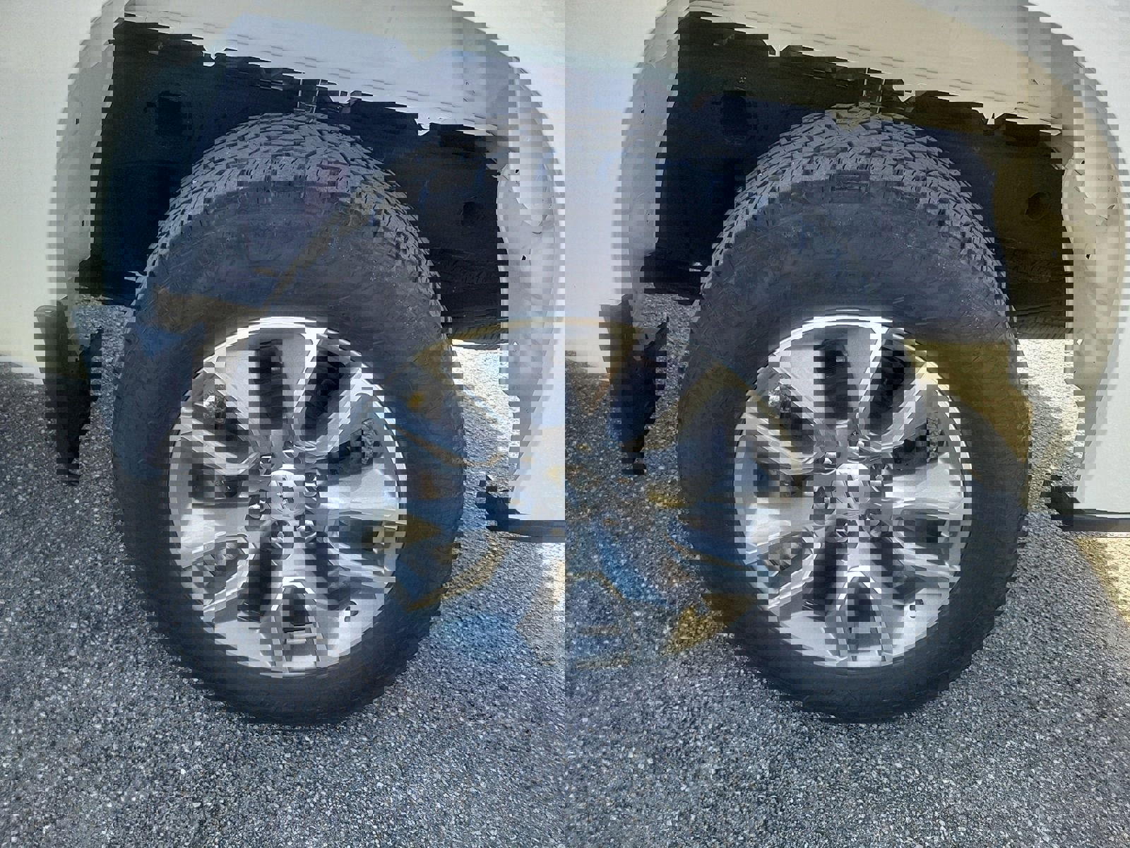 Used 2022 Chevrolet Silverado 1500 RST w/ Safety Package image 8