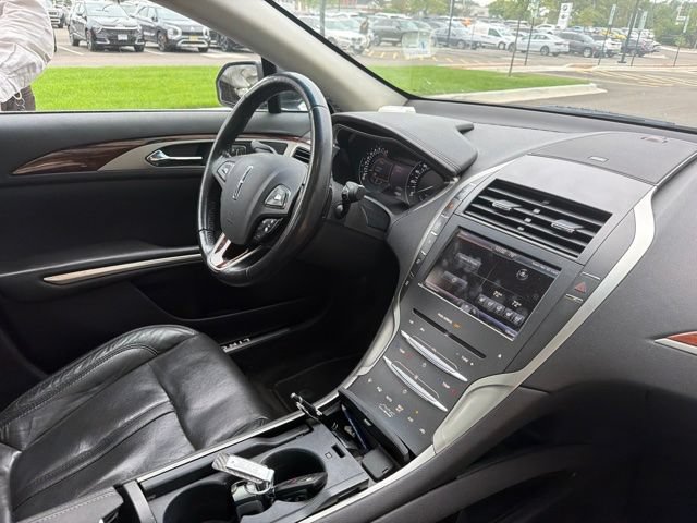 Used 2013 Lincoln MKZ AWD image 12
