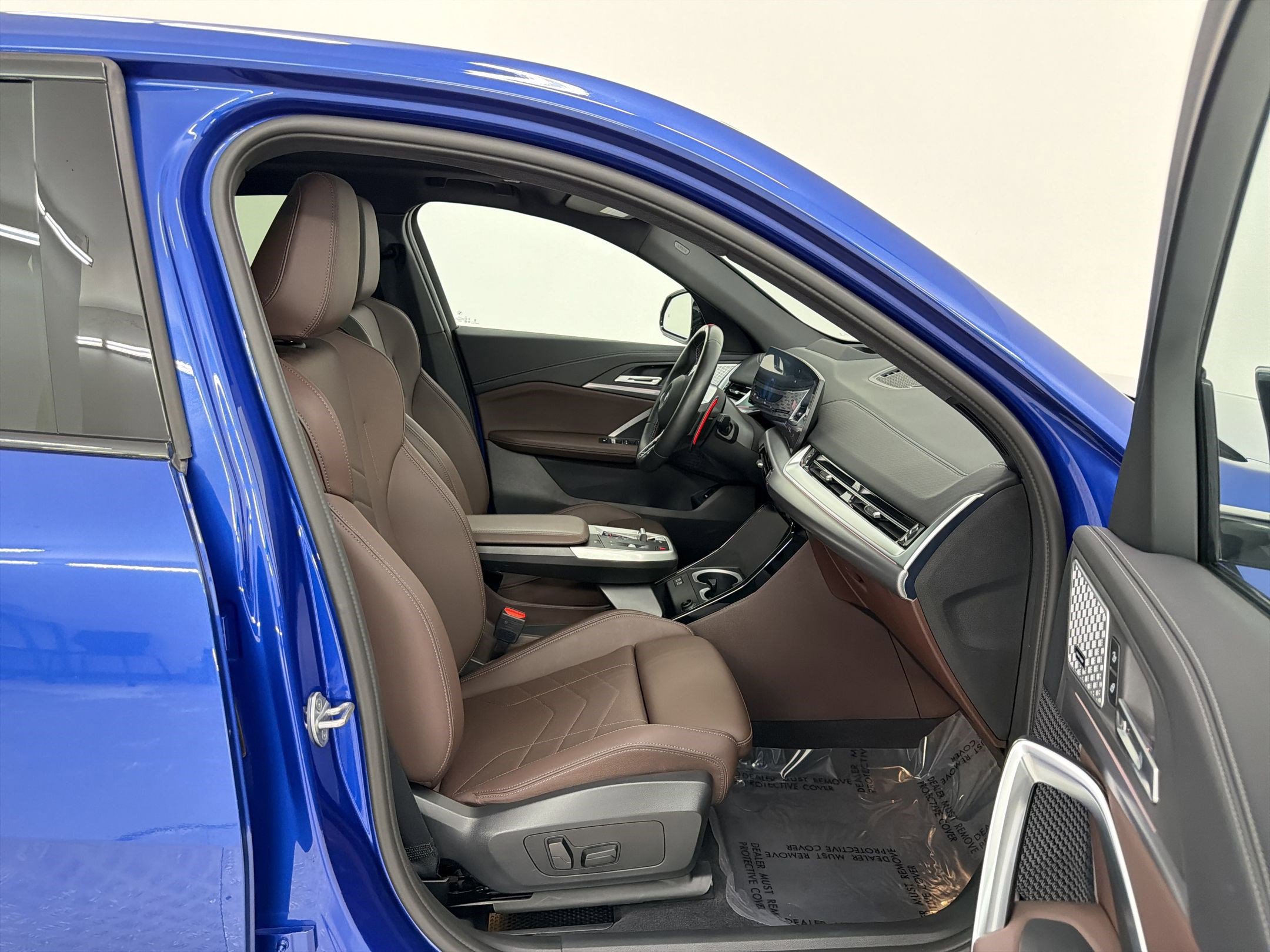 Used 2025 BMW X2 M35i AWD/4WD image 25