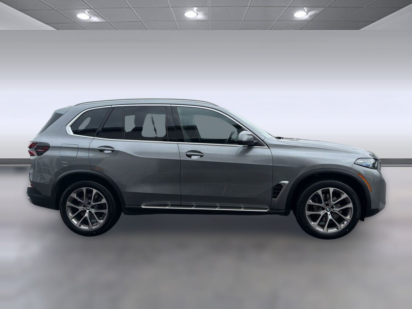 Certified 2026 BMW X5 xDrive40i w/ Climate Comfort Package AWD/4WD image 8