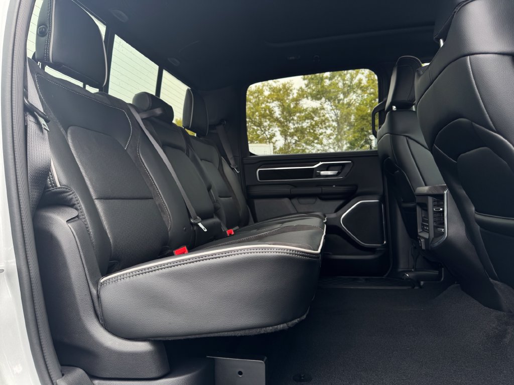 New 2027 RAM 1500 Laramie AWD/4WD image 13