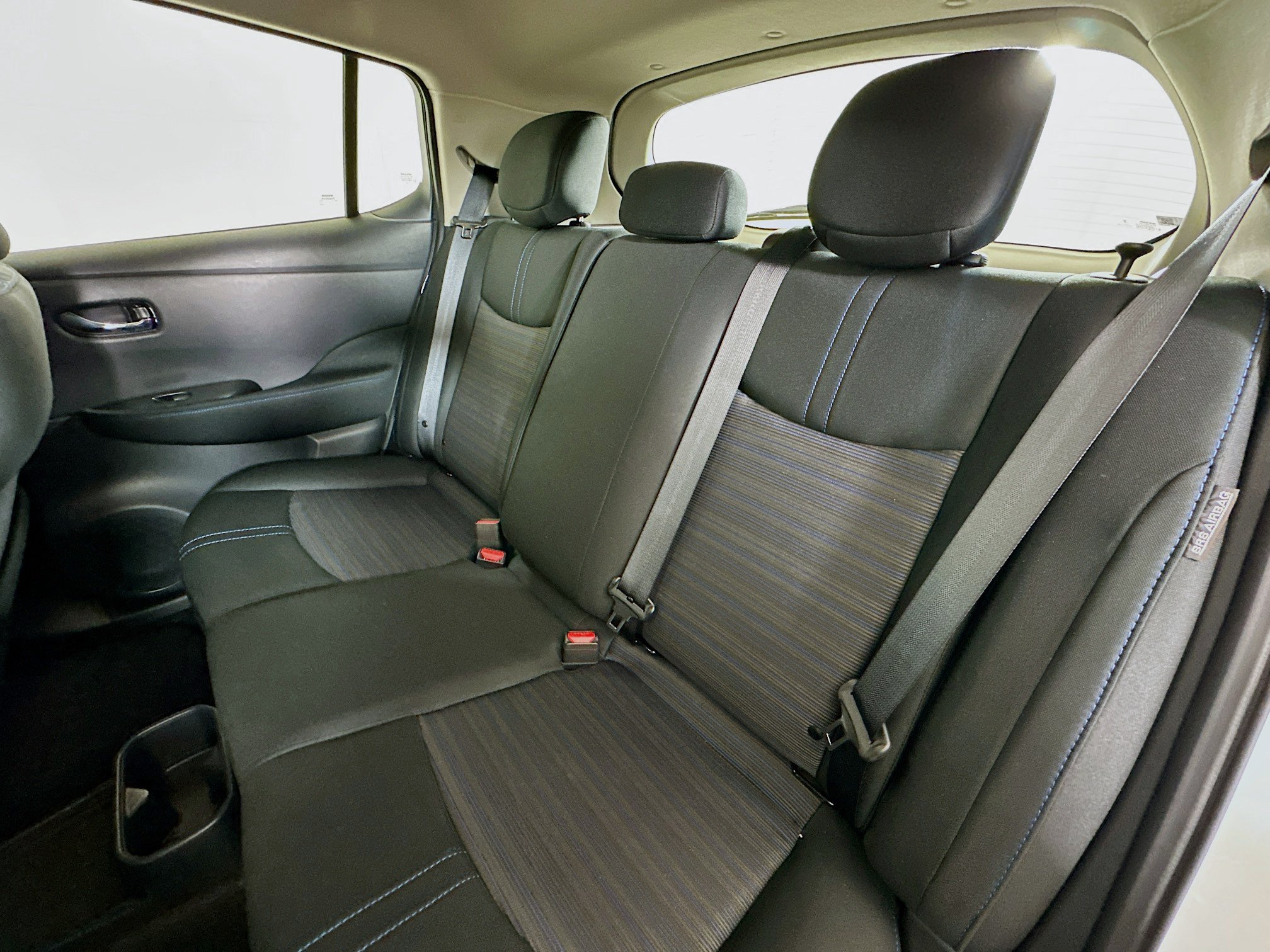 Used 2025 Nissan Leaf S FWD image 26