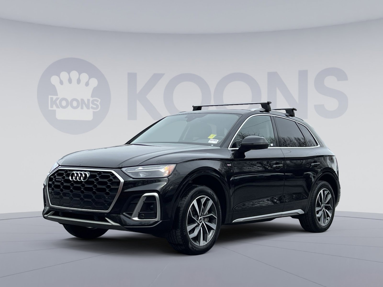 Used 2023 Audi Q5 2.0T Premium w/ Convenience Package image 1