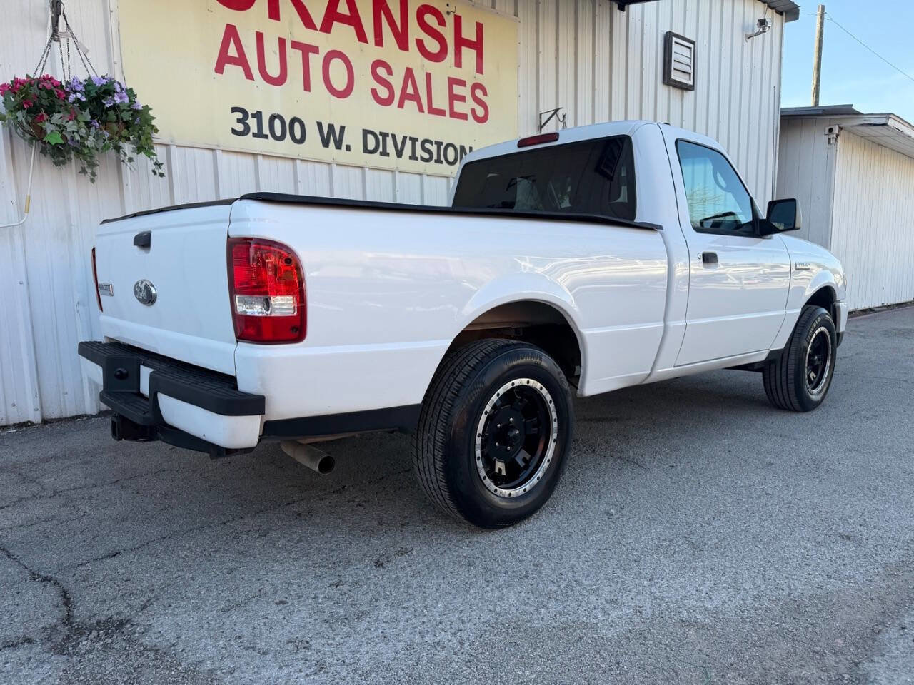 Used 2010 Ford Ranger XLT image 7
