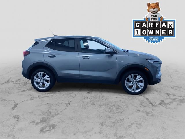 Used 2025 Buick Encore GX Preferred AWD/4WD image 2