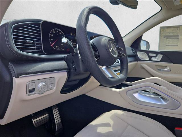 New 2026 Mercedes-Benz GLS 450 4MATIC image 3