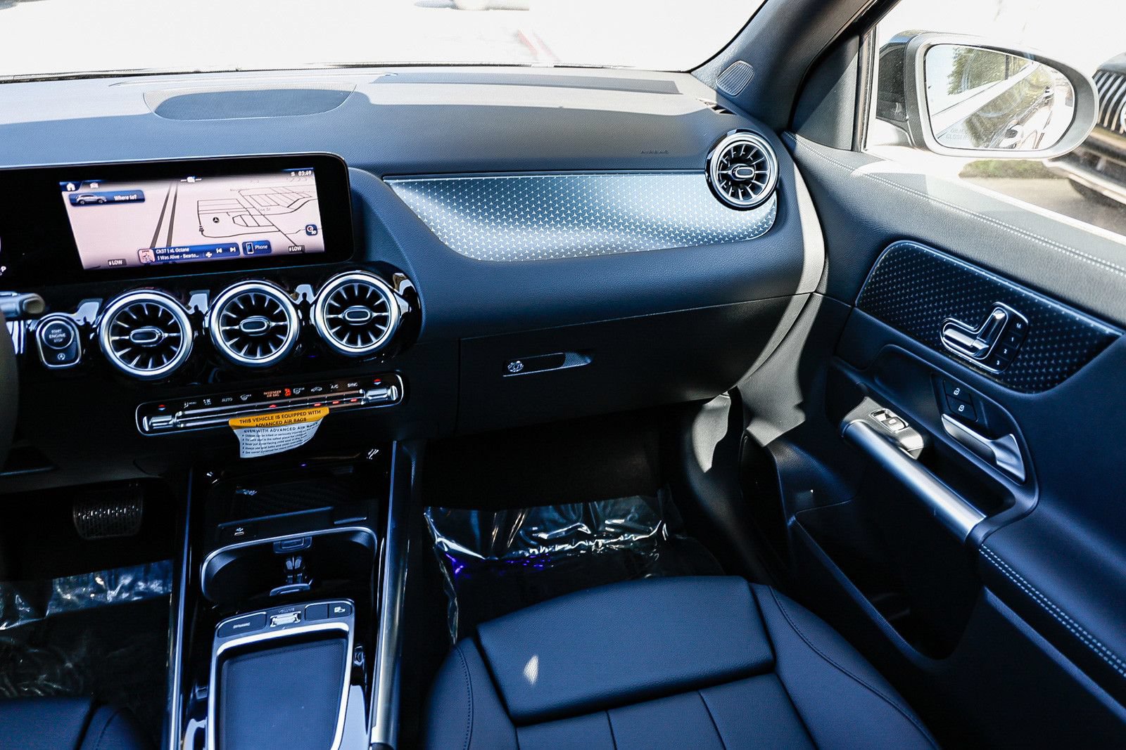 Used 2025 Mercedes-Benz GLA 250 image 15
