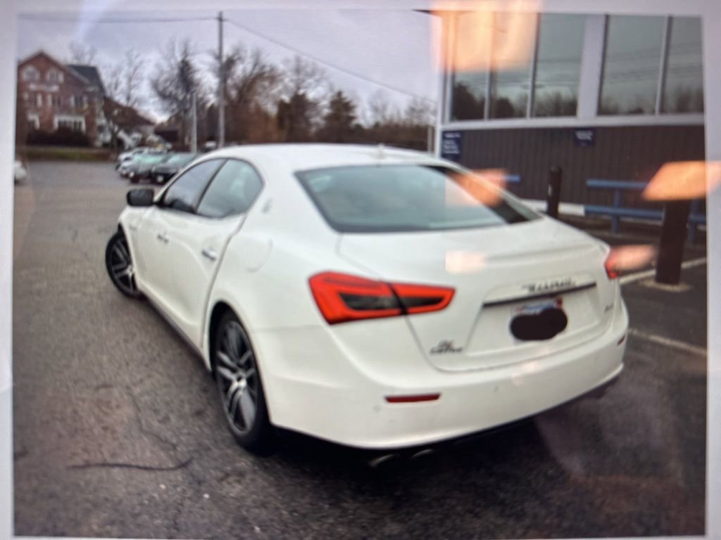 Used 2016 Maserati Ghibli S Q4 AWD/4WD image 2