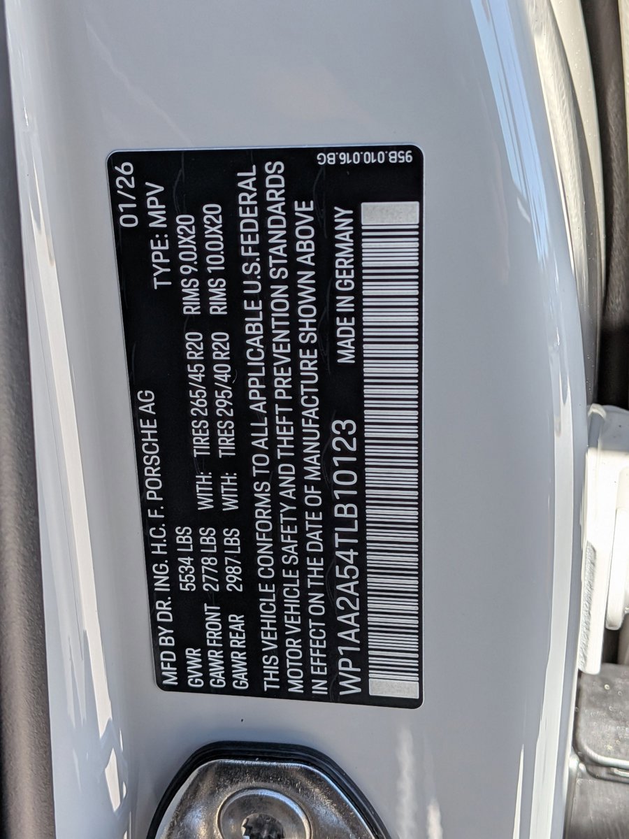 New 2026 Porsche Macan Turbo image 30