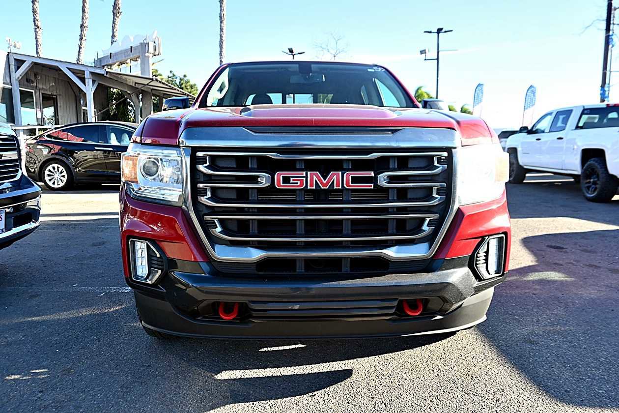 Used 2022 GMC Canyon AT4 image 2